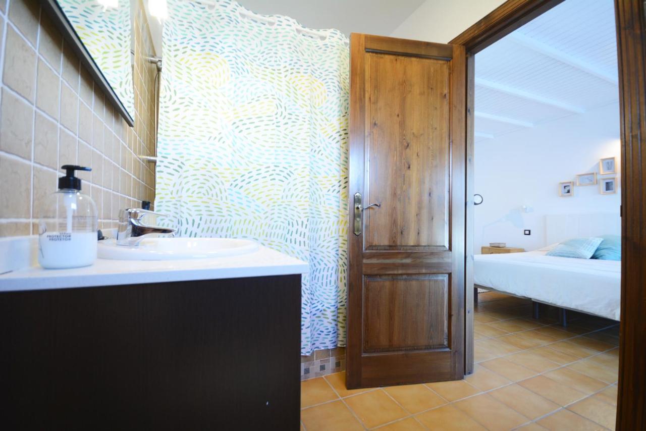 Beautiful Spacious Villa With Private Heated Pool In Lajares Exteriör bild