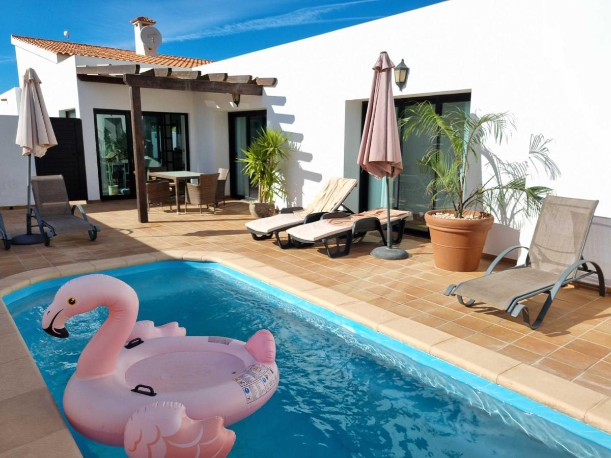 Beautiful Spacious Villa With Private Heated Pool In Lajares Exteriör bild